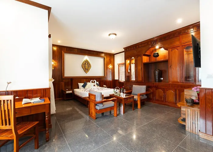 Peak Elite Boutique Hotel 4*