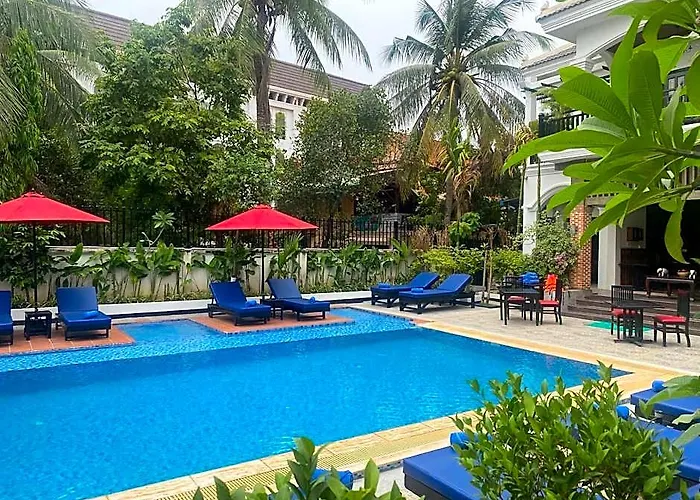 Peak Elite Boutique Hotel